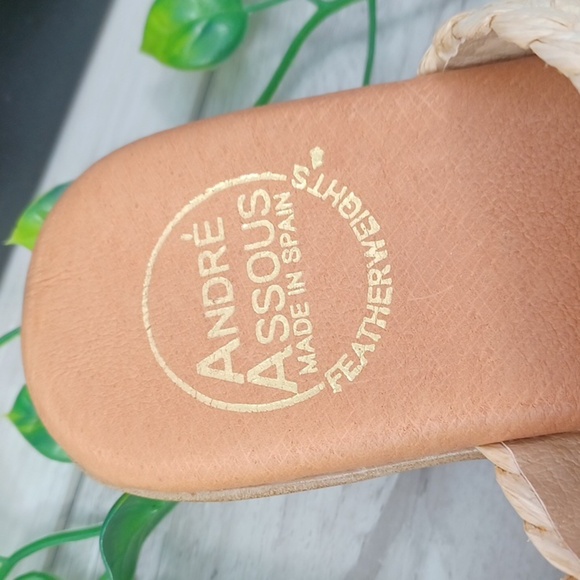 Andre Assous Featherweights Raffia Sandal NWOB - Picture 4 of 5